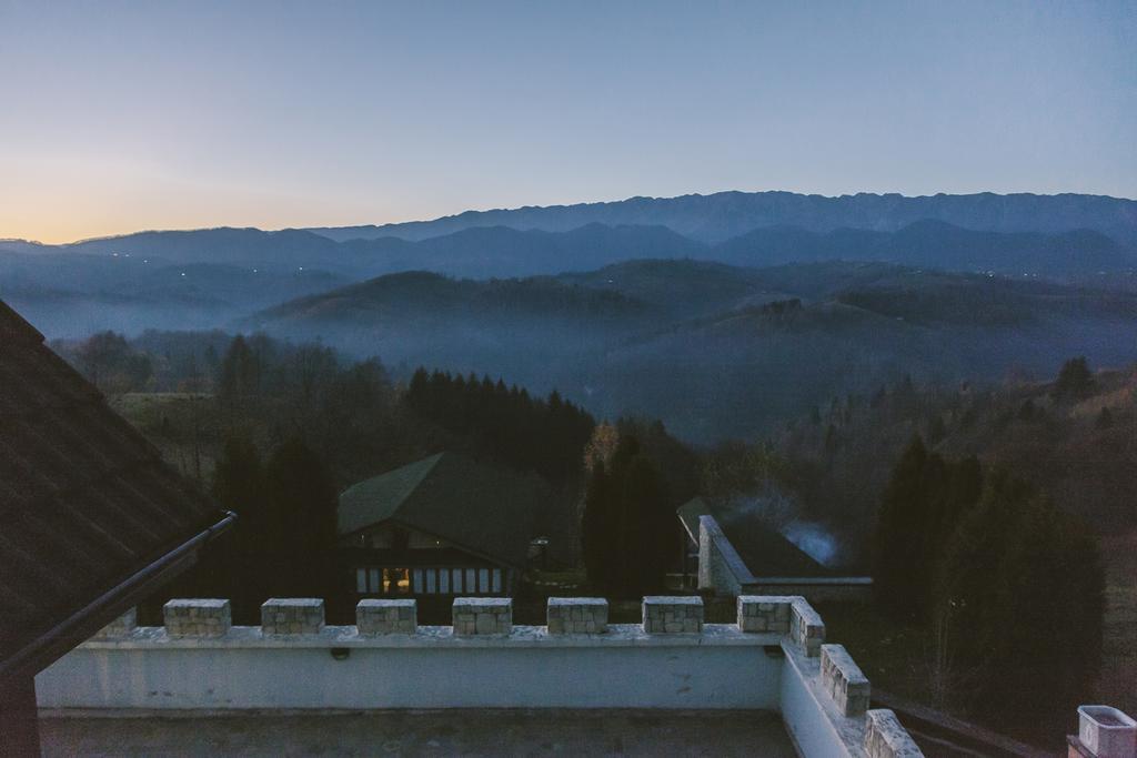 Drumul Carului Villa Moieciu de Jos Rum bild